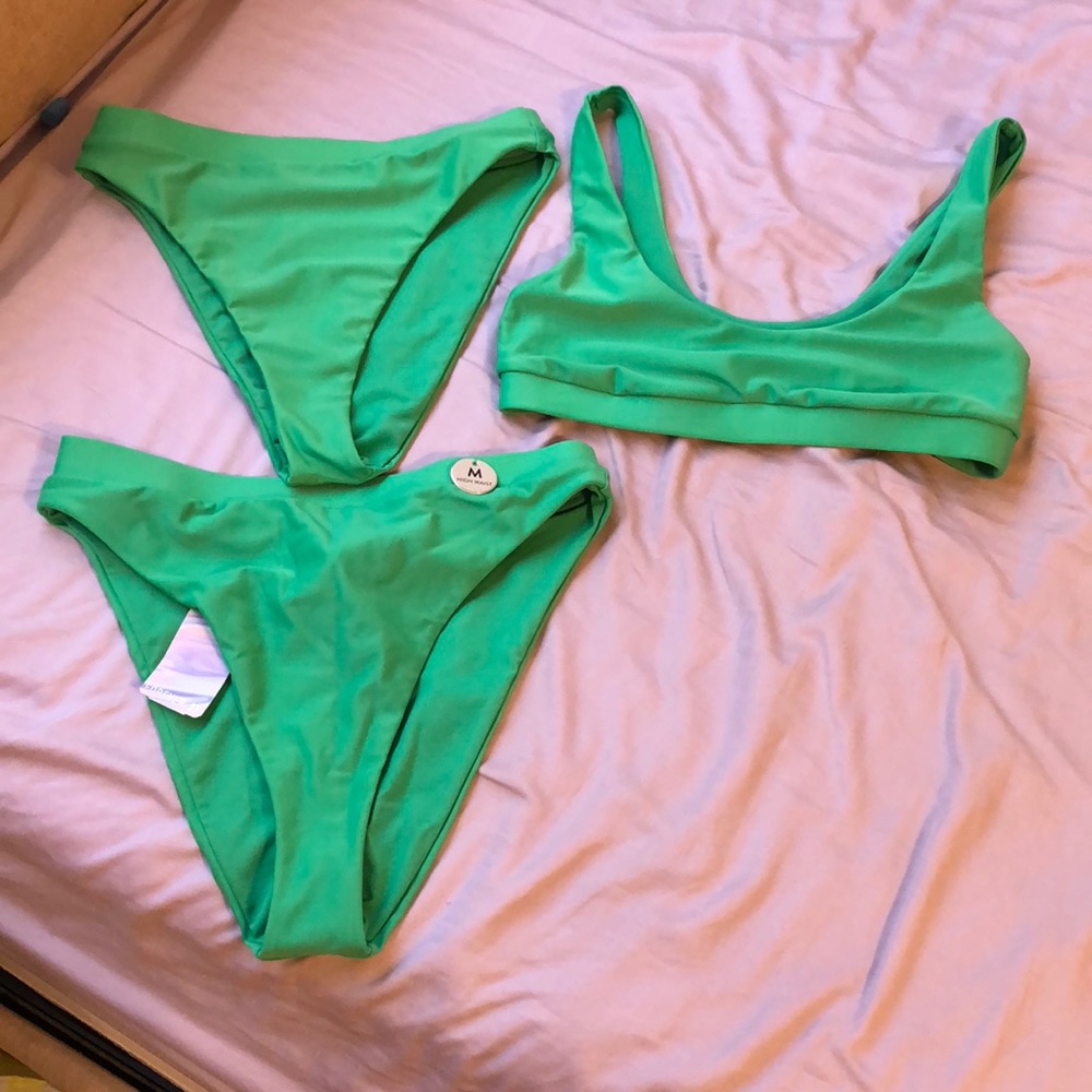 High leg and green bikini set
